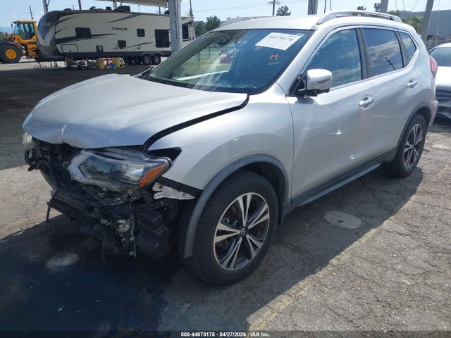 44970178 :رقم المزاد ، JN8AT2MT3KW501867 vin ، 2019 Nissan Rogue Sv مزاد بيع