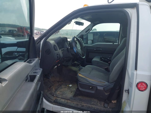 2011 Ford F-450 Chassis Xl მანქანა იყიდება აუქციონზე, vin: 1FDUF4GY8BEA31629, აუქციონის ნომერი: 44970188