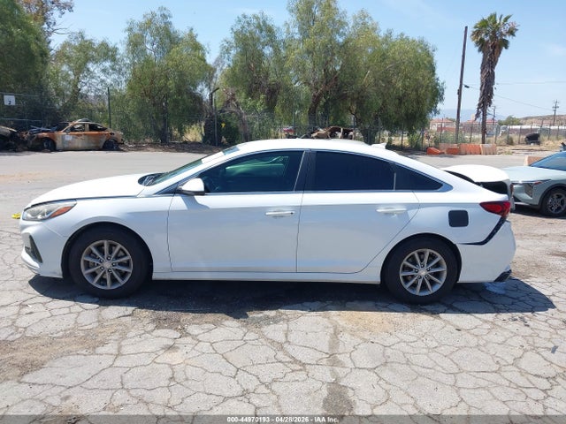 Продаж на аукціоні авто 2018 Hyundai Sonata Se, vin: 5NPE24AF3JH660872, номер лоту: 44970193