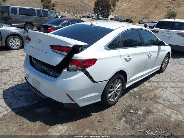 Продаж на аукціоні авто 2018 Hyundai Sonata Se, vin: 5NPE24AF3JH660872, номер лоту: 44970193
