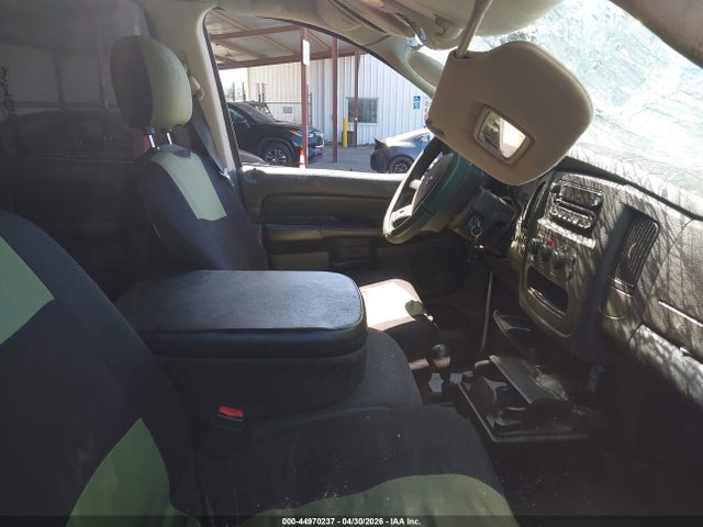 44970237 :رقم المزاد ، 1D7HU18DX5S302840 vin ، 2005 Dodge Ram 1500 Slt/laramie مزاد بيع