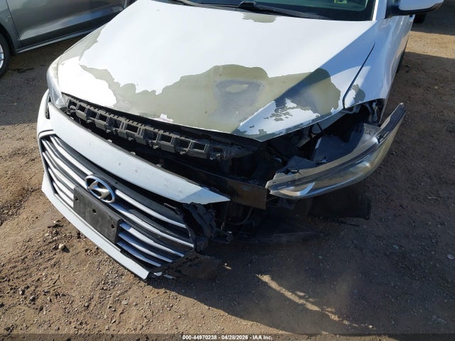 Aukcja sprzedaży 2018 Hyundai Elantra Se, vin: 5NPD74LF9JH222304, numer aukcji: 44970238