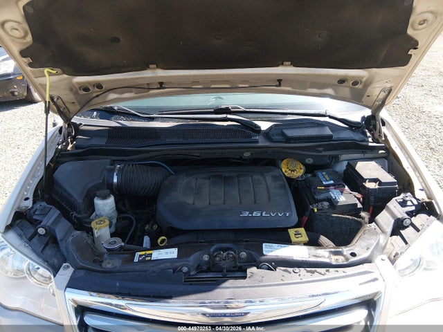 44970253 :رقم المزاد ، 2C4RC1BG0GR295244 vin ، 2016 Chrysler Town & Country Touring مزاد بيع