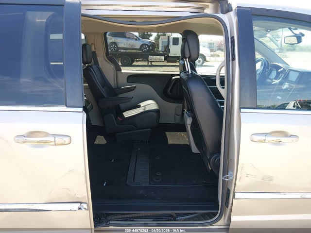 44970253 :رقم المزاد ، 2C4RC1BG0GR295244 vin ، 2016 Chrysler Town & Country Touring مزاد بيع