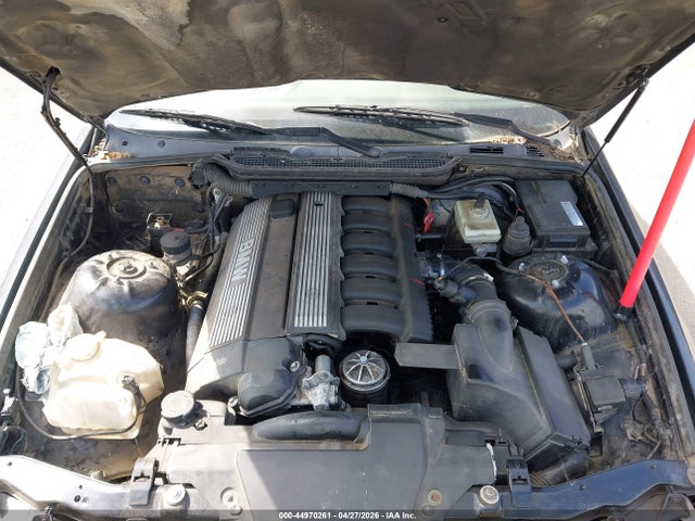 44970261 :رقم المزاد ، WBACB3328SFE20675 vin ، 1995 Bmw 325 I مزاد بيع