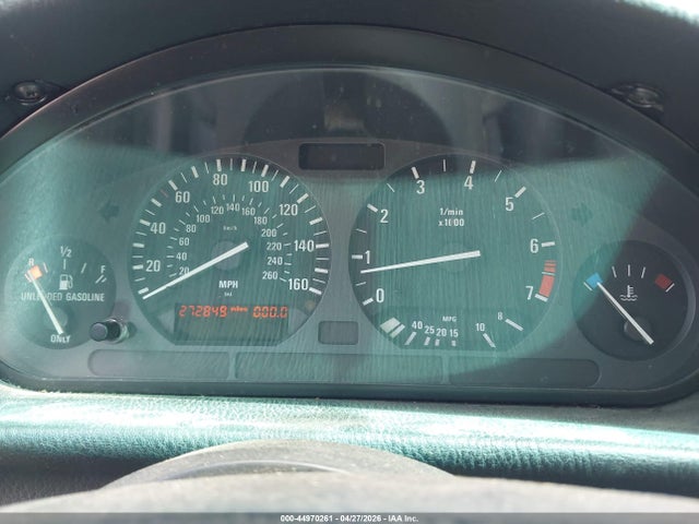 44970261 :رقم المزاد ، WBACB3328SFE20675 vin ، 1995 Bmw 325 I مزاد بيع