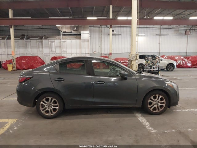 3MYDLBYV0HY147412 Toyota YARIS IA