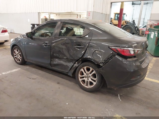 3MYDLBYV0HY147412 Toyota YARIS IA