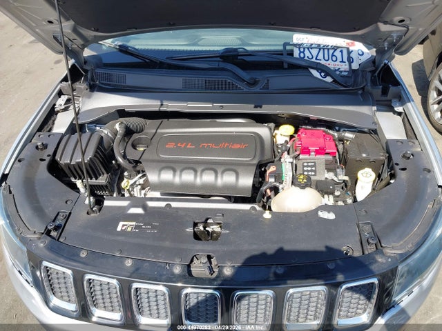 2020 Jeep Compass Latitude Fwd მანქანა იყიდება აუქციონზე, vin: 3C4NJCBB1LT235372, აუქციონის ნომერი: 44970283