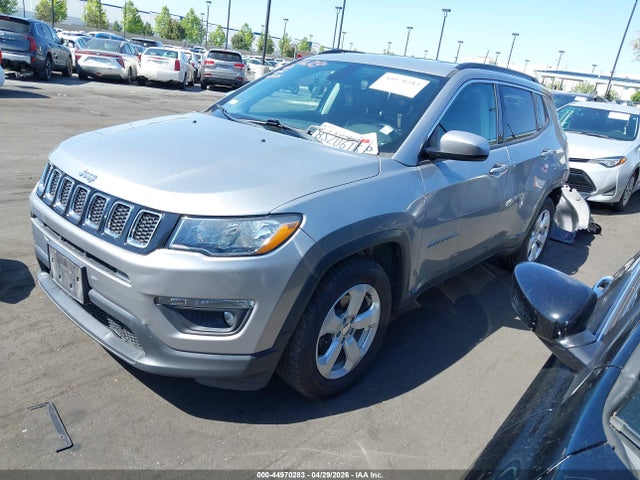2020 Jeep Compass Latitude Fwd მანქანა იყიდება აუქციონზე, vin: 3C4NJCBB1LT235372, აუქციონის ნომერი: 44970283