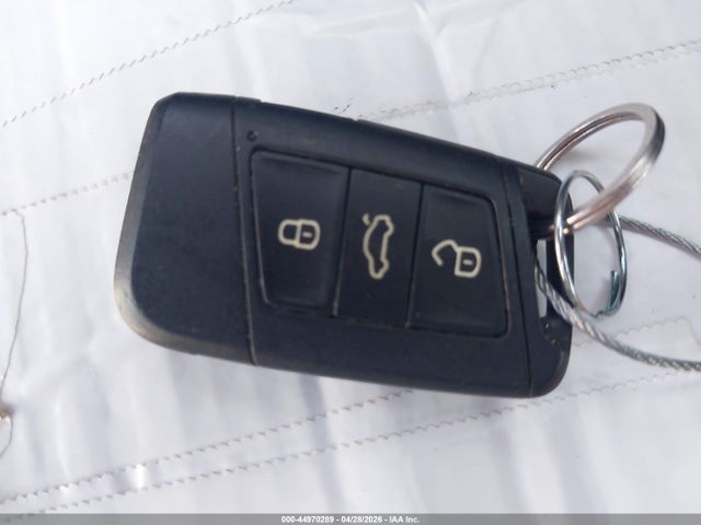 44970289 :رقم المزاد ، 1V2KR2CA1JC584857 vin ، 2018 Volkswagen Atlas 3.6l V6 Se مزاد بيع