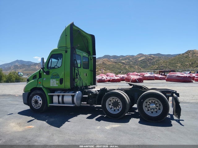 1FUJGBDV7JLJL4997 Freightliner Cascadia 113