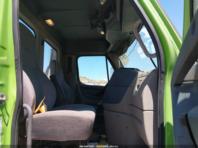 1FUJGBDV7JLJL4997 Freightliner Cascadia 113
