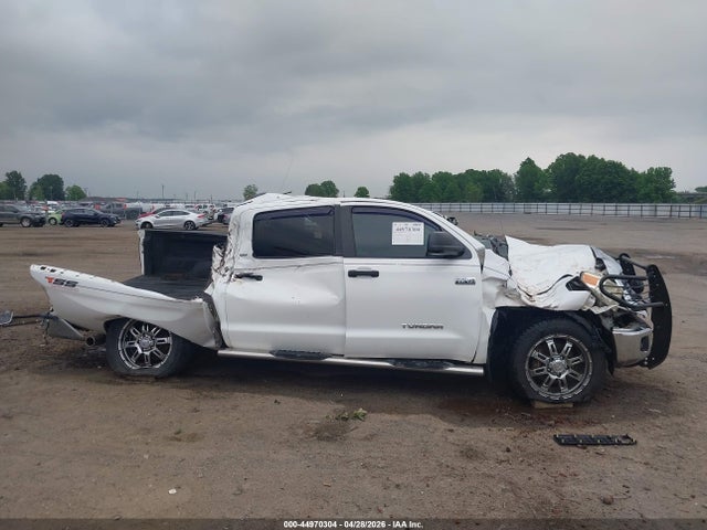 Aukcja sprzedaży 2014 Toyota Tundra Sr5 5.7l V8, vin: 5TFDW5F18EX330884, numer aukcji: 44970304