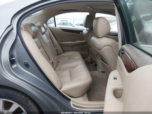 44970317 :رقم المزاد ، JTHBF30G320040418 vin ، 2002 Lexus Es 300 مزاد بيع