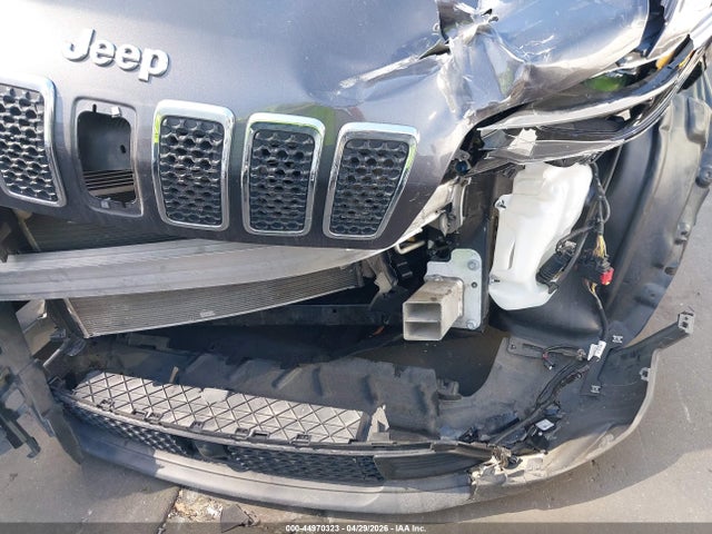 1C4PJLMX4MD211611 Jeep Cherokee Latitude Lux Fwd