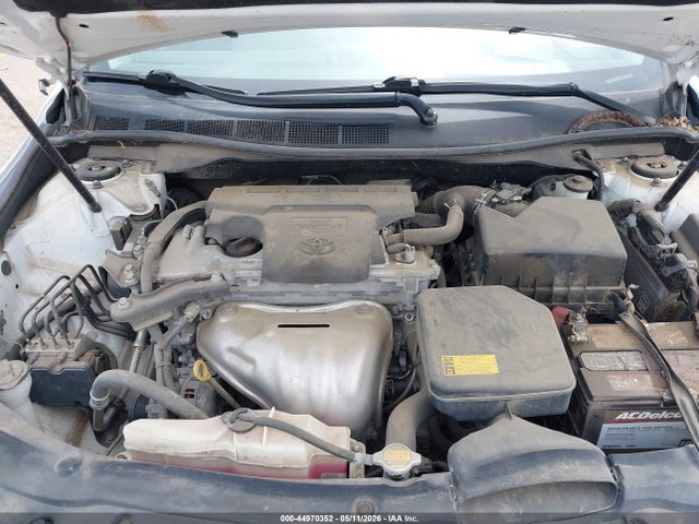 2015 Toyota Camry Le მანქანა იყიდება აუქციონზე, vin: 4T4BF1FK0FR481148, აუქციონის ნომერი: 44970352