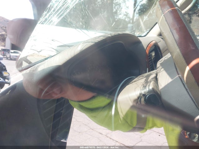 44970375 :رقم المزاد ، 5TBRT38153S383747 vin ، 2003 Toyota Tundra Ltd V8 مزاد بيع