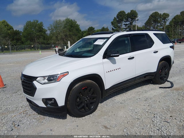 Chevrolet Traverse Premier 2018 1GNERKKW0JJ167518 Image 2