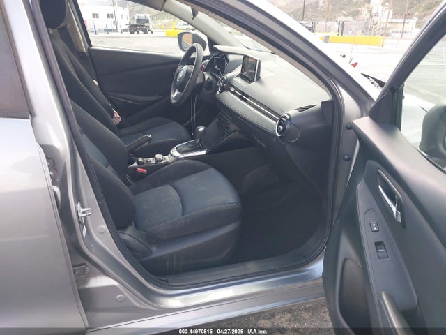 44970515 :رقم المزاد ، 3MYDLBZV1GY105974 vin ، 2016 Scion Ia مزاد بيع