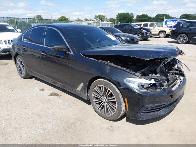 BMW 530i Xdrive 2017 WBAJA7C33HWA70830 main image