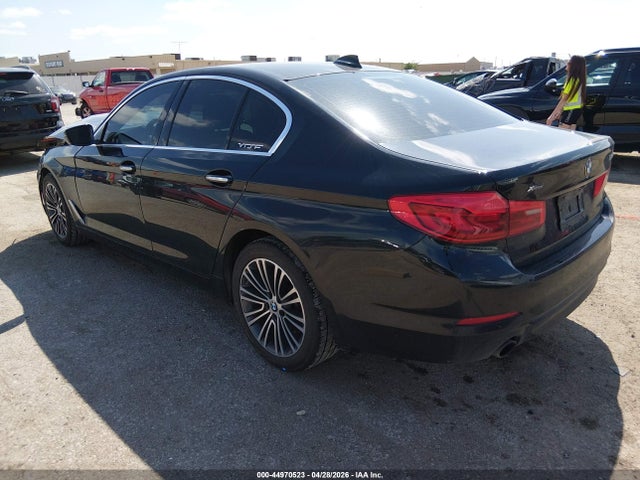 BMW 530i Xdrive 2017 WBAJA7C33HWA70830 Image 3