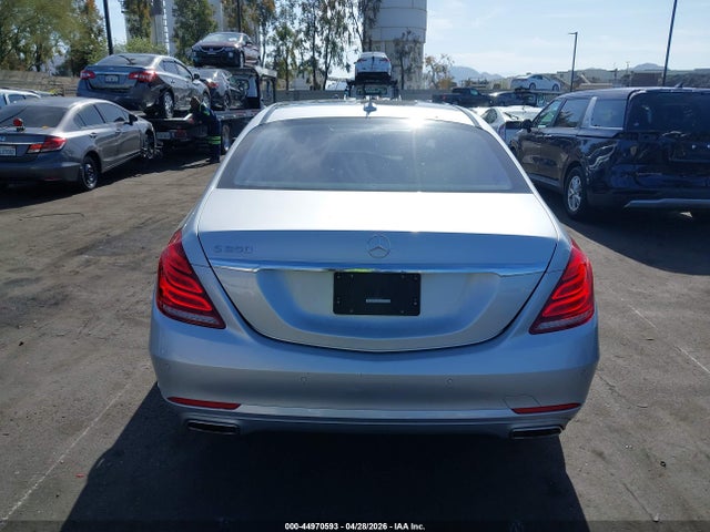 44970593 :رقم المزاد ، WDDUG8CB0HA326966 vin ، 2017 Mercedes-benz S 550 مزاد بيع