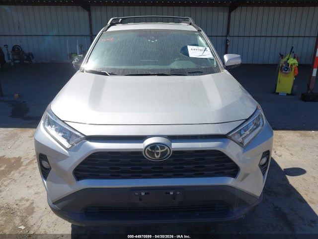 44970599 :رقم المزاد ، 2T3W1RFV7MW167004 vin ، 2021 Toyota Rav4 Xle مزاد بيع