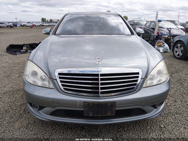 44970619 :رقم المزاد ، WDDNG71XX8A233529 vin ، 2008 Mercedes-benz S 550 مزاد بيع