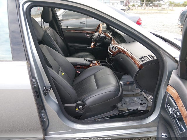 44970619 :رقم المزاد ، WDDNG71XX8A233529 vin ، 2008 Mercedes-benz S 550 مزاد بيع