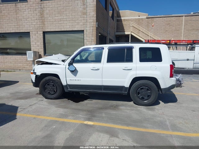 44970636 :رقم المزاد ، 1C4NJPBA3GD731963 vin ، 2016 Jeep Patriot Sport مزاد بيع