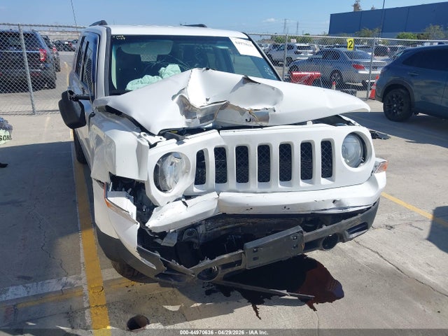 44970636 :رقم المزاد ، 1C4NJPBA3GD731963 vin ، 2016 Jeep Patriot Sport مزاد بيع