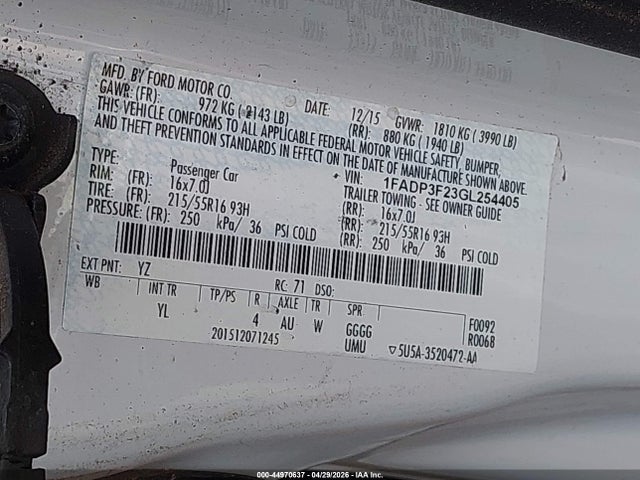 Ford FOCUS SE 2016 1FADP3F23GL254405 Image 9