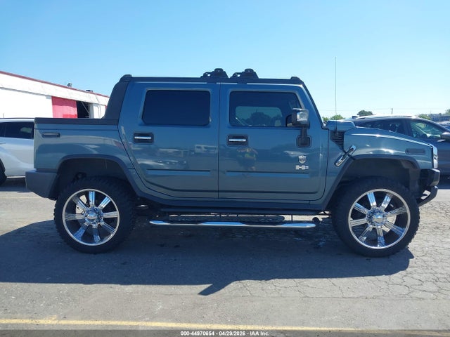 Auction sale of the 2006 Hummer H2 Sut, vin: 5GRGN22U96H120075, lot number: 44970654