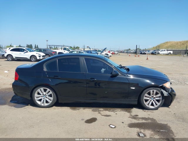 Продаж на аукціоні авто 2008 Bmw 328i, vin: WBAVC53578FZ87851, номер лоту: 44970655