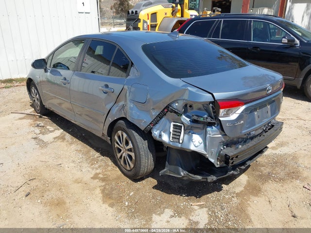 Toyota Corolla Hybrid Le 2021 JTDEAMDE0MJ030650 Image 3