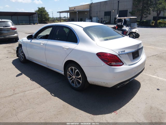 2017 Mercedes-benz C 300 4matic მანქანა იყიდება აუქციონზე, vin: 55SWF4KB7HU202957, აუქციონის ნომერი: 44970701