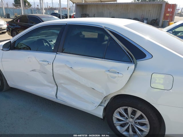 Aukcja sprzedaży 2016 Toyota Camry Le, vin: 4T4BF1FK6GR563953, numer aukcji: 44970720