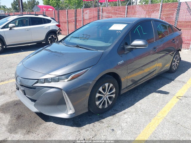 JTDKAMFP6N3198963 Toyota Prius Prime Xle