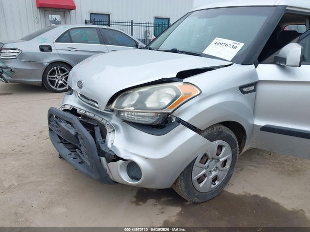 Auction sale of the 2012 Kia Soul, vin: KNDJT2A59C7390061, lot number: 44970730
