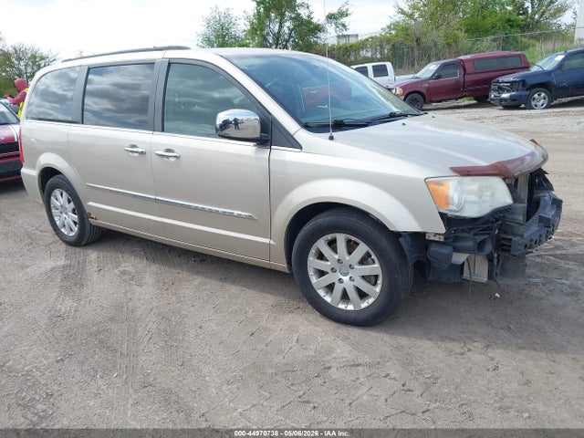 44970738 :رقم المزاد ، 2C4RC1CG4CR327069 vin ، 2012 Chrysler Town & Country Touring-l مزاد بيع