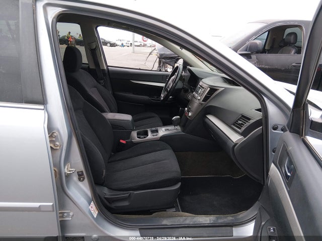44970739 :رقم المزاد ، 4S4BRCCC0D3251493 vin ، 2013 Subaru Outback 2.5i Premium مزاد بيع