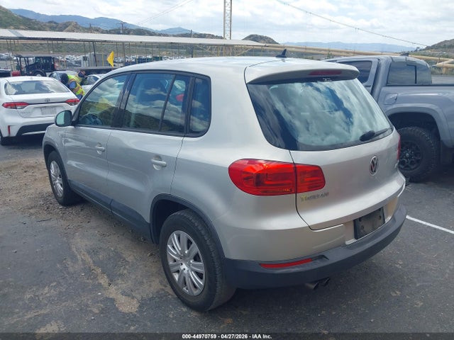 Aukcja sprzedaży 2012 Volkswagen Tiguan S, vin: WVGCV7AXXCW515281, numer aukcji: 44970759