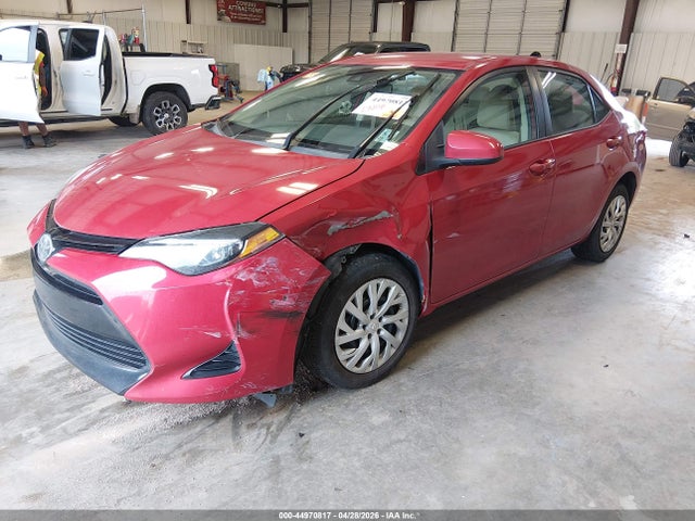 Toyota COROLLA LE 2018 5YFBURHE7JP744543 Image 2