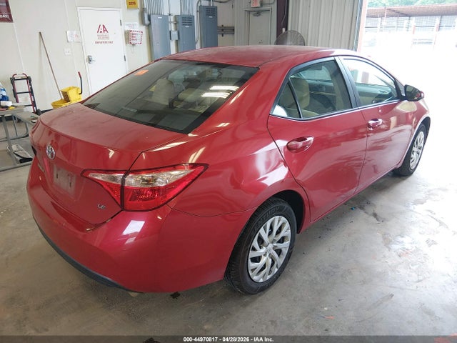 Toyota COROLLA LE 2018 5YFBURHE7JP744543 Image 4