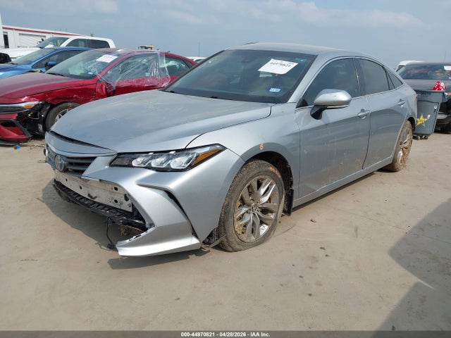44970821 :رقم المزاد ، 4T1JA1AB0NU015097 vin ، 2022 Toyota Avalon Xle Hybrid مزاد بيع