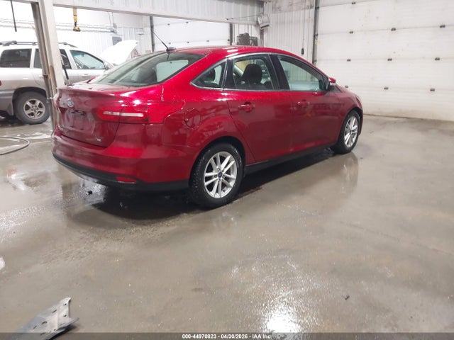 Ford FOCUS SE 2017 1FADP3F22HL314966 Image 4