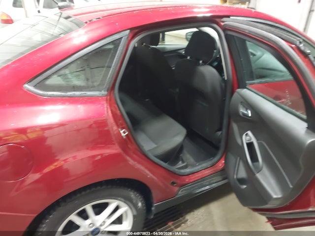 Ford FOCUS SE 2017 1FADP3F22HL314966 Image 8
