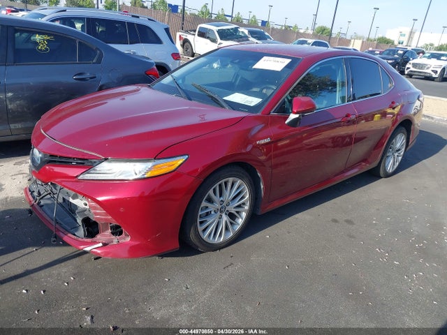 4T1B21HK2JU503887 Toyota Camry Hybrid Xle