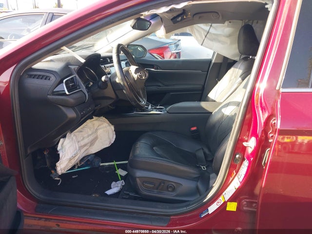 4T1B21HK2JU503887 Toyota Camry Hybrid Xle